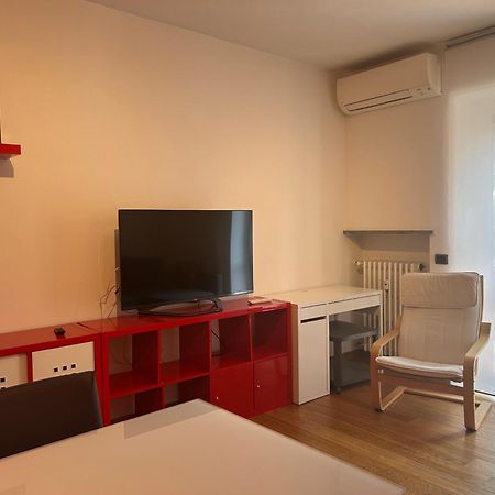 Comfortable Apartment In The Heart Of Lecco Eksteriør bilde