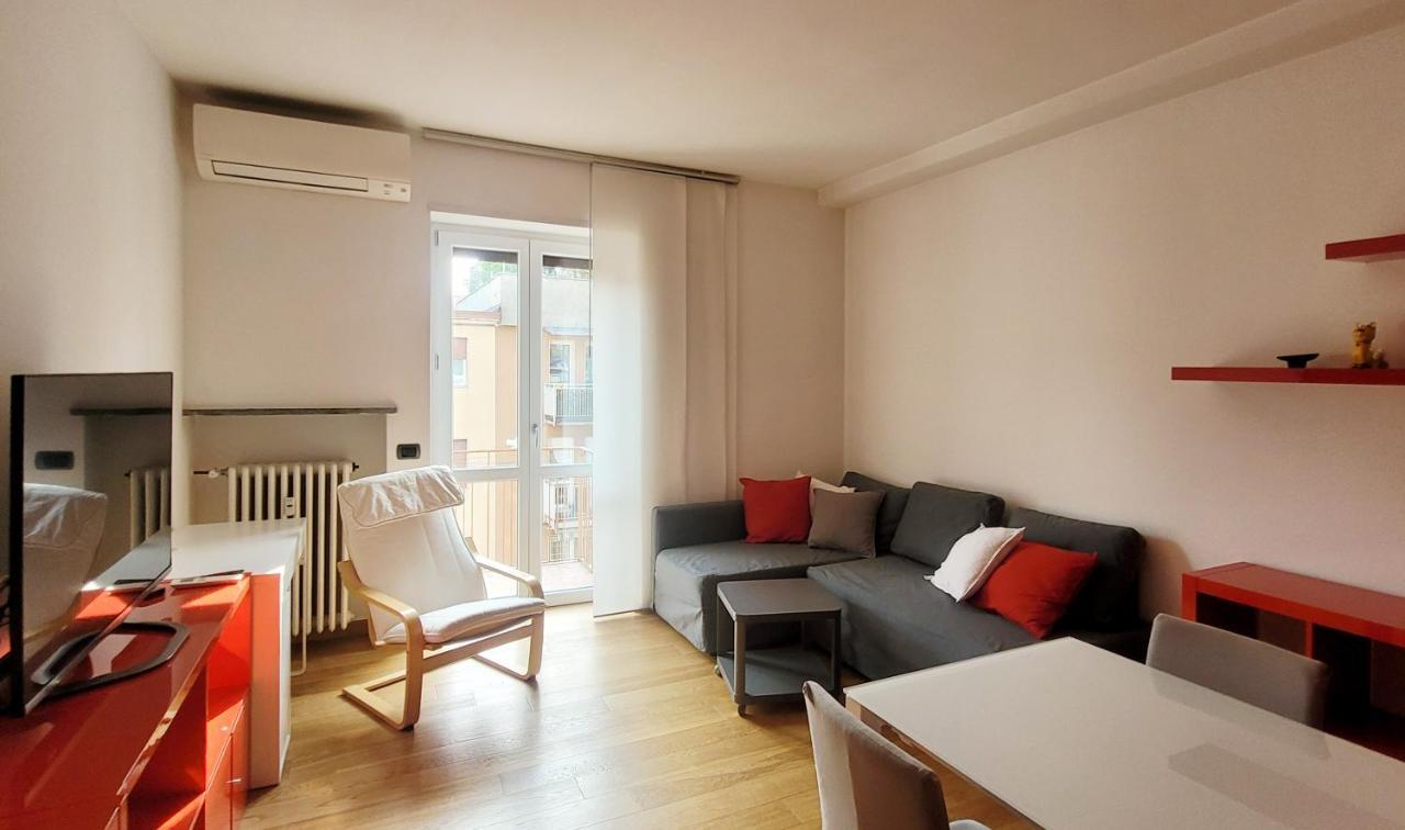 Comfortable Apartment In The Heart Of Lecco Eksteriør bilde
