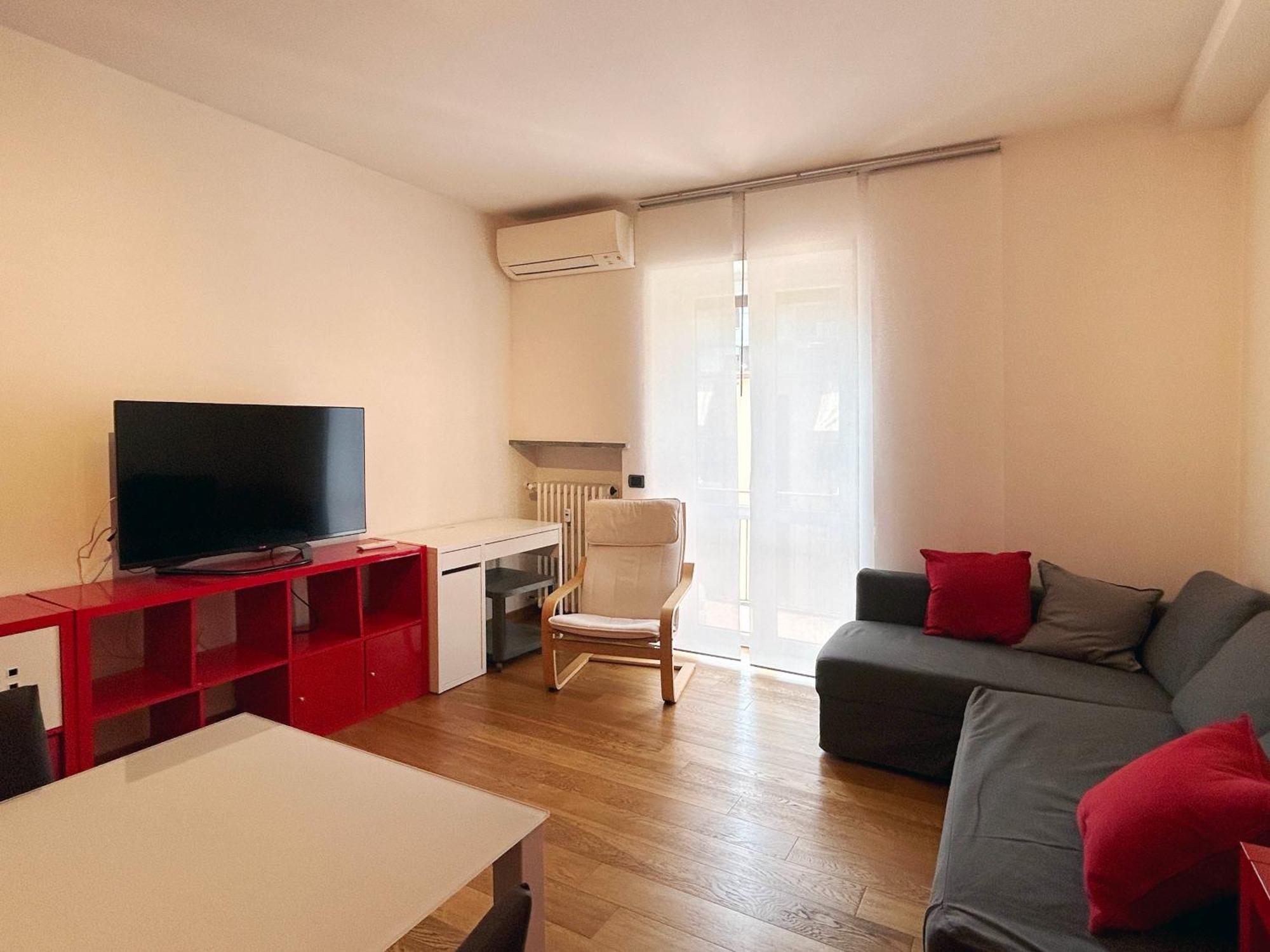 Comfortable Apartment In The Heart Of Lecco Eksteriør bilde