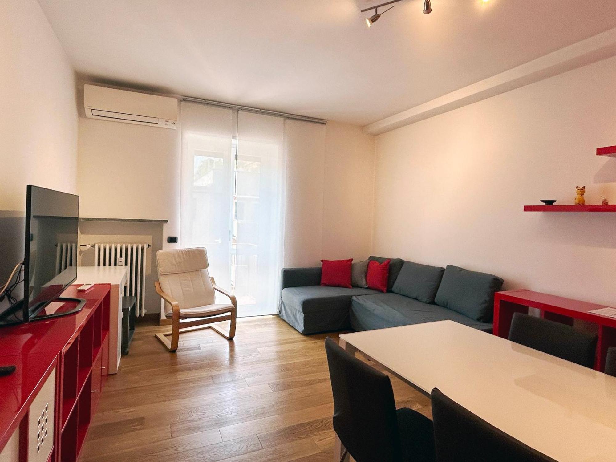 Comfortable Apartment In The Heart Of Lecco Eksteriør bilde