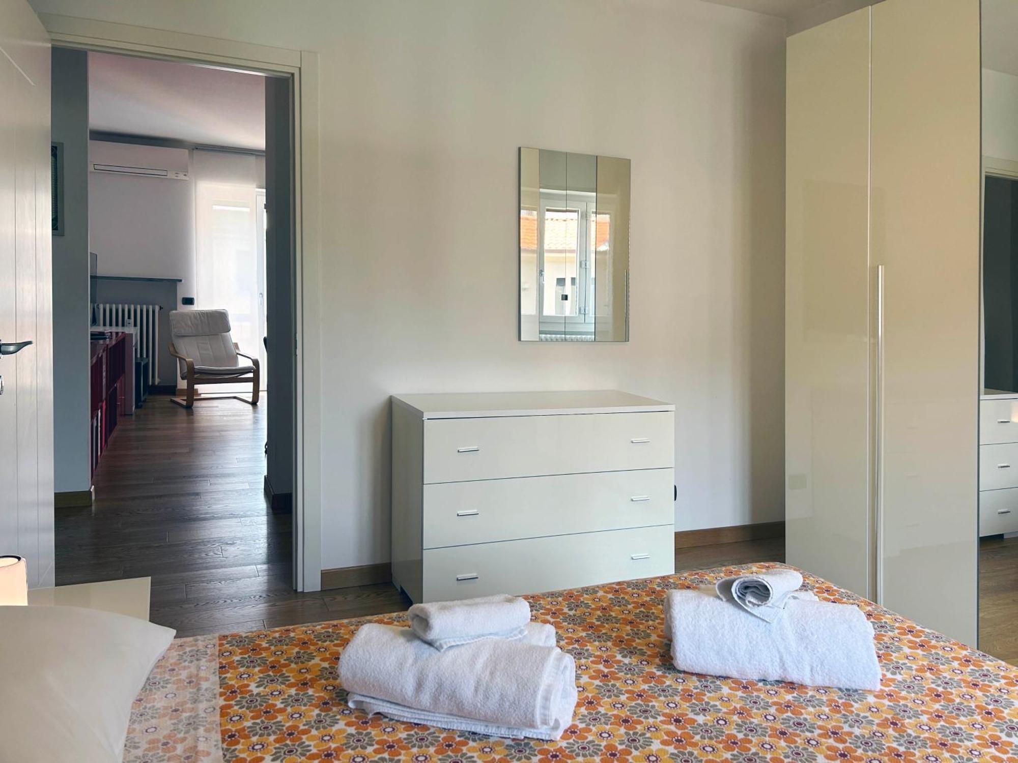 Comfortable Apartment In The Heart Of Lecco Eksteriør bilde